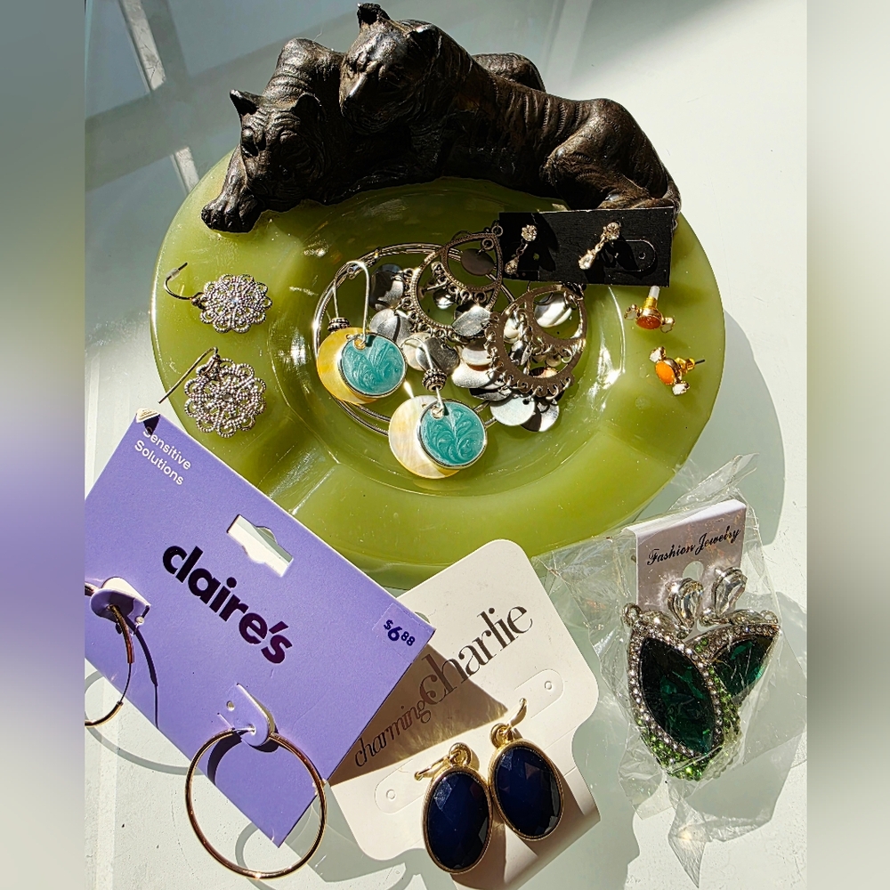 Keep Or Resell! Pierced Earrings Bundle